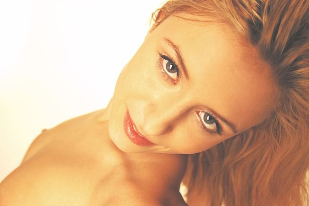 5 Reasons Why Eyelash Extensions Are the Key to a Stunning Gaze