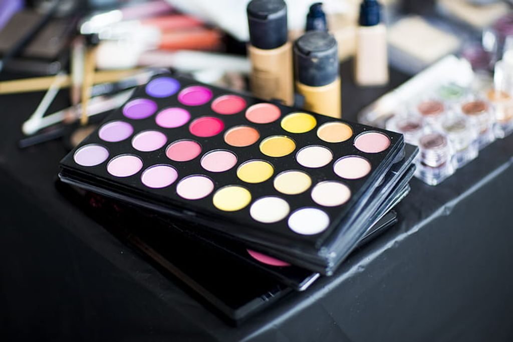 Cosmetics in Human History
