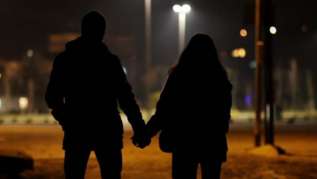 Navigating Intimacy: The Impact of Sexual Prime and Age Differences on Relationships